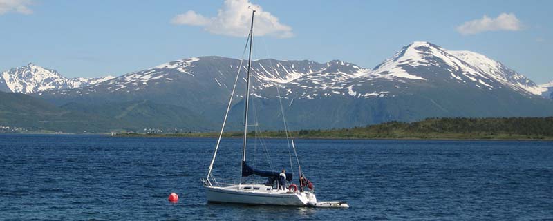 Beautiful day for sailing (From Larseng, Norway)
