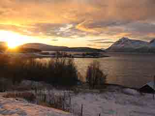 Last sunrise of 2008 over Malangen (From Bakkeby, Norway)